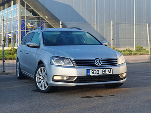 Volkswagen Passat (1 фото из 14)