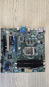 Motherboard (1 foto / 2)