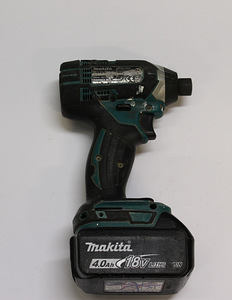 Akutrell Makita DTD152 + aku 4,0Ah (3 foto / 6)