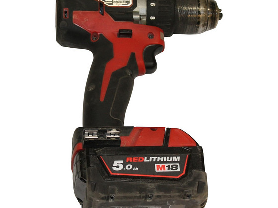 Аккумуляторная дрель Milwaukee M18 CBLPD + ак. 5,0Ач