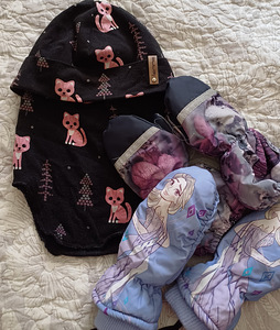 Детская одежда (9 фото из 10)