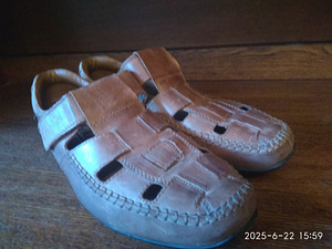 MEESTE SANDAALID .RIECER .SUURUS 44 (2 foto / 6)