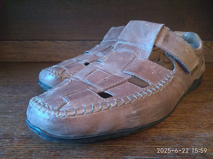 MEESTE SANDAALID .RIECER .SUURUS 44 (3 foto / 6)
