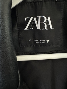 Куртка Zara новая (3 фото из 3)
