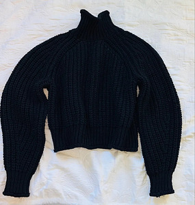 H&M kampsun suurus XS-S hea korras (1 foto / 2)