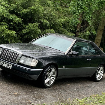 MB - CE 124 1989 300 авт!
