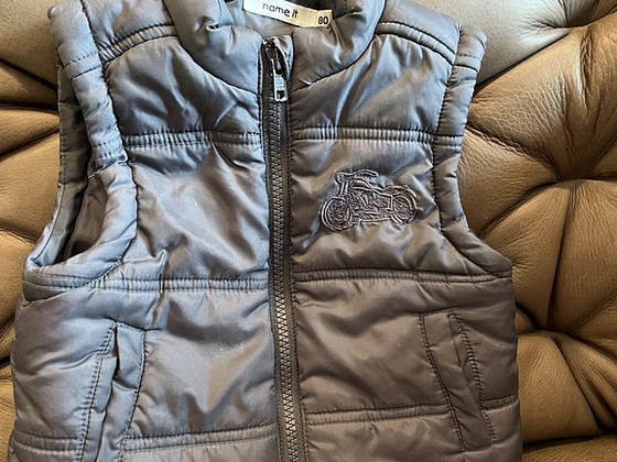 Name it . Vest 80