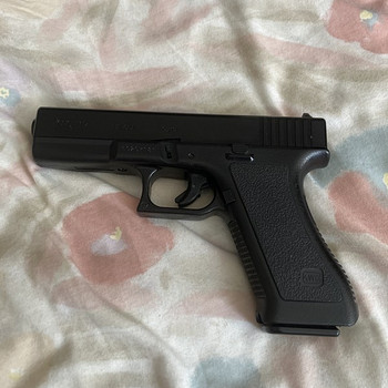 AIRSOFT GUN GLOCK 17