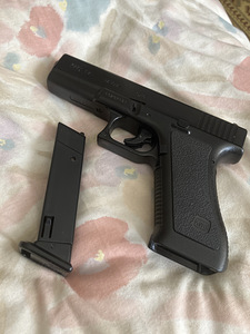 AIRSOFT GUN GLOCK 17 (3 фото из 6)