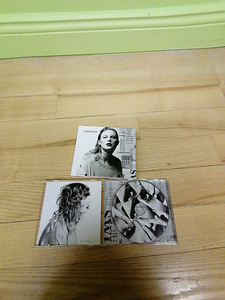 Taylor Swift CD-reputation (1 фото из 4)