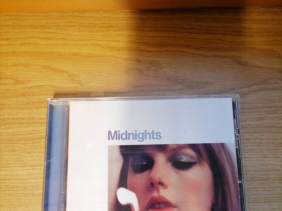 Taylor Swift CD midnights