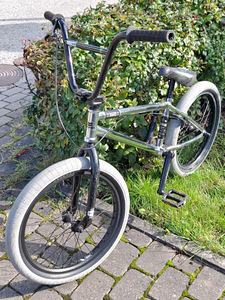 BMX trikiratas (2 foto / 2)