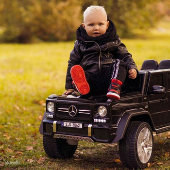 Продается в хорошем состоянии электромобиль Mercedes Benz G class.