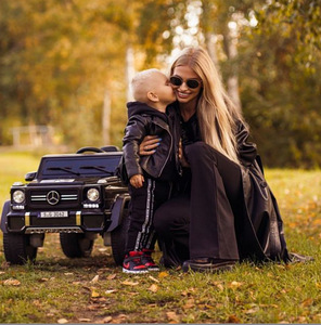 Продается в хорошем состоянии электромобиль Mercedes Benz G class. (3 фото из 3)