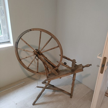 Antiik kedervars
