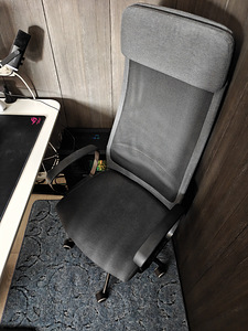 Ikea MARKUS (1 foto / 2)