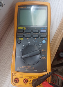 Fluke 787b processmeter мультиметр (1 фото из 1)