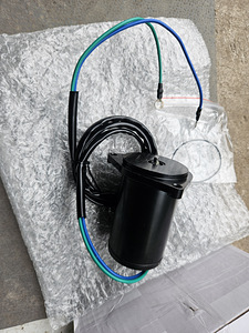 Evinrude trimmimootor 70-115 (3 foto / 4)