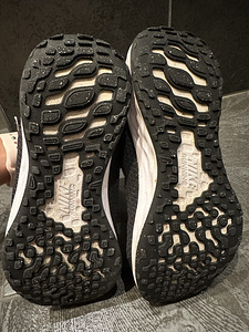 Nike кроссовки р.33 (3 фото из 3)