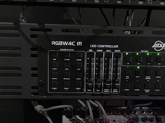 ADJ RGBW4C IR DMX 8-Kanal kontroller