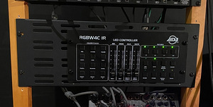 ADJ RGBW4C IR DMX 8-Kanal kontroller (1 foto / 2)