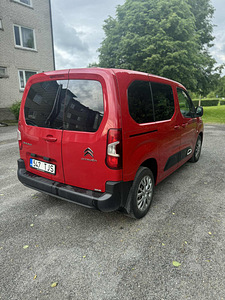 Citroen Berlingo N1 (5 фото из 13)