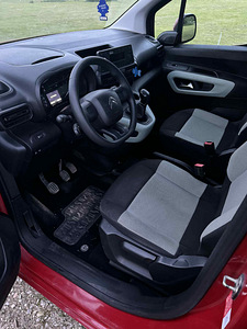 Citroen Berlingo N1 (11 фото из 13)