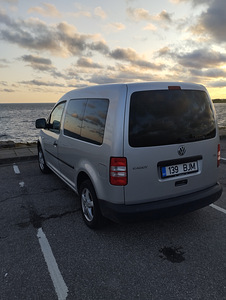 Vw caddy (4 фото из 7)