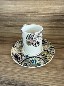 Чашка с блюдцем (1 фото из 7)