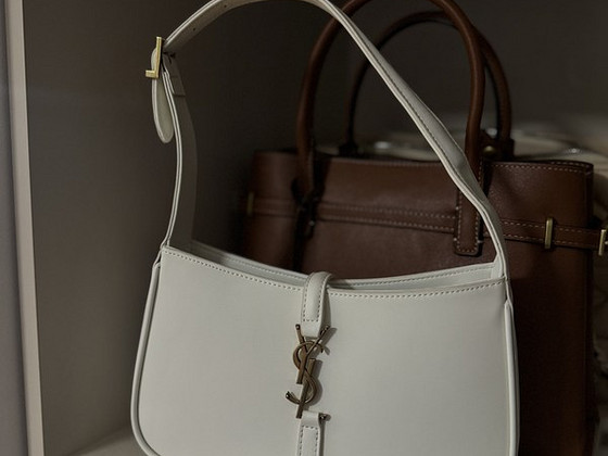Saint Laurent kott