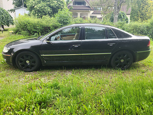 Volkswagen Phaeton (5 фото из 15)