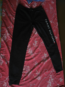 Оригинал Tommy Hilfiger (1 фото из 3)