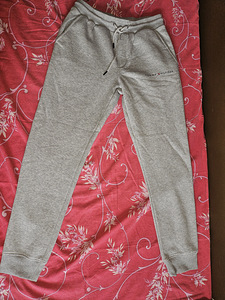 Tommy Hilfiger püksid originaal (1 foto / 3)