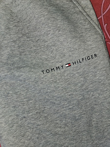 Tommy Hilfiger püksid originaal (2 foto / 3)