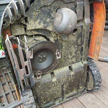 Robotniiduk