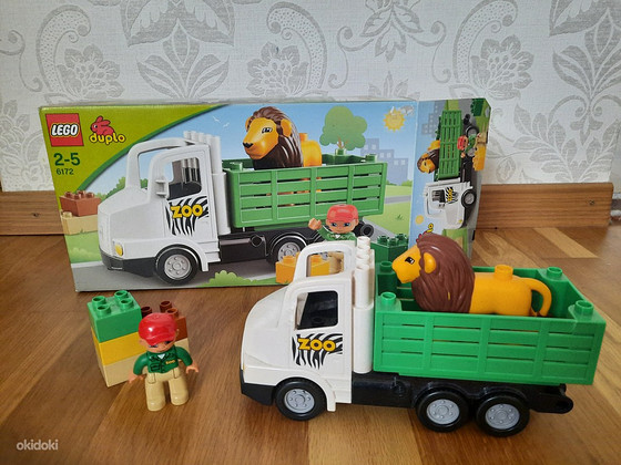Lego Duplo автомобиль зоопарка с львом