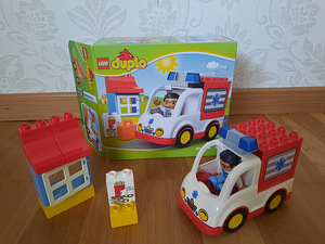 Lego Duplo скорая помощь (1 фото из 1)