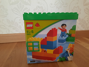 Lego Duplo klotsikomplekt alusplaadiga (1 foto / 1)