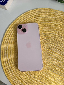 iPhone 15 256Гб (1 фото из 2)
