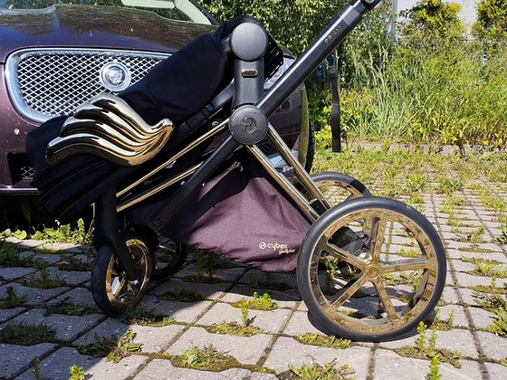 Cybex Priam by Jeremy Scott