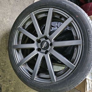 BMW 20" valuveljed 9,5 laiad, ET 40 ,keskava 74,1 (3 foto / 5)