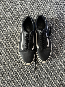 Vans Old Skool Black/White – кожаная версия (2 фото из 4)