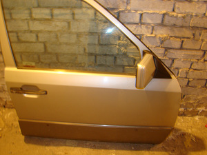 Mercedes W124T, parem esim. uks lisadega,hõbe,korralik (1 foto / 10)