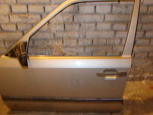 Mercedes W124T, parem esim. uks lisadega,hõbe,korralik (7 foto / 10)