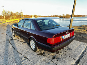 Audi 100, Quattro (5 фото из 12)