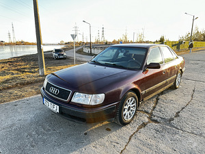 Audi 100, Quattro (8 фото из 12)