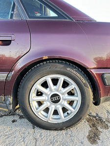 Audi 100, Quattro (9 фото из 12)