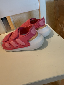 Кросовки Adidas 23 (4 фото из 7)