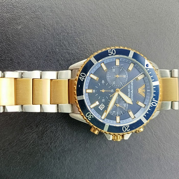 Продам часы Emporio Armani