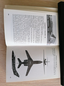 The observer's book of aircraft (2 foto / 3)
